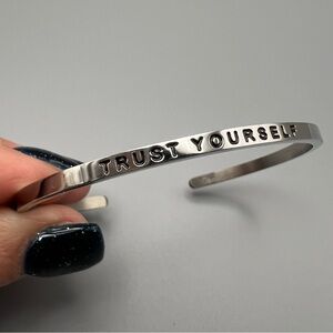 "Trust Yourself" Mantraband